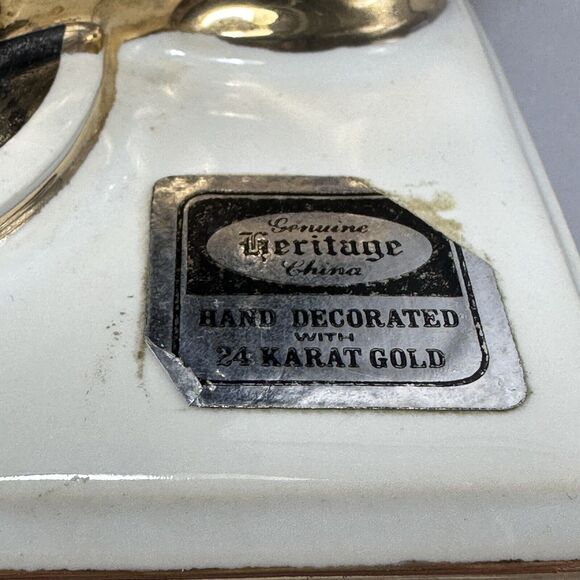 Ezra Brooks‎ Victrola Phonograph VTG Decanter EMPTY 24K Gold Hand Painted 70s - Picture 6 of 16